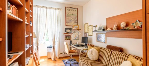 7 rooms Apartment in Rome, Italy No. 156807 9