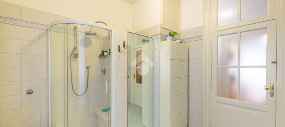 7 rooms Apartment in Rome, Italy No. 156807 21