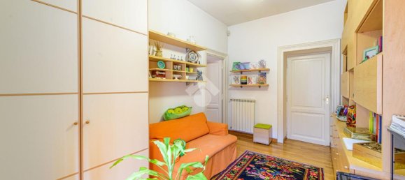 7 rooms Apartment in Rome, Italy No. 156807 13