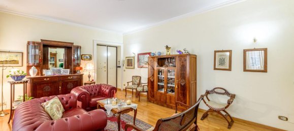 7 rooms Apartment in Rome, Italy No. 156807 5