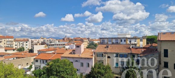 7 bedrooms Penthouse in Livorno, Italy No. 362602 9