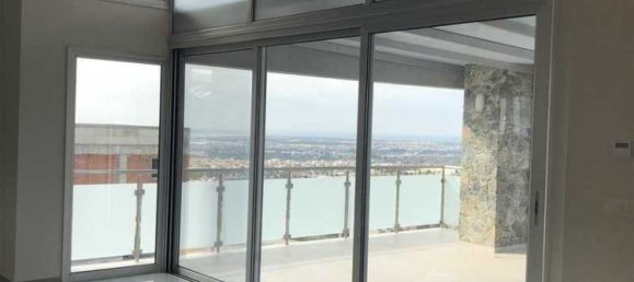 3 bedrooms Villa in Limassol, Cyprus No. 7580 5