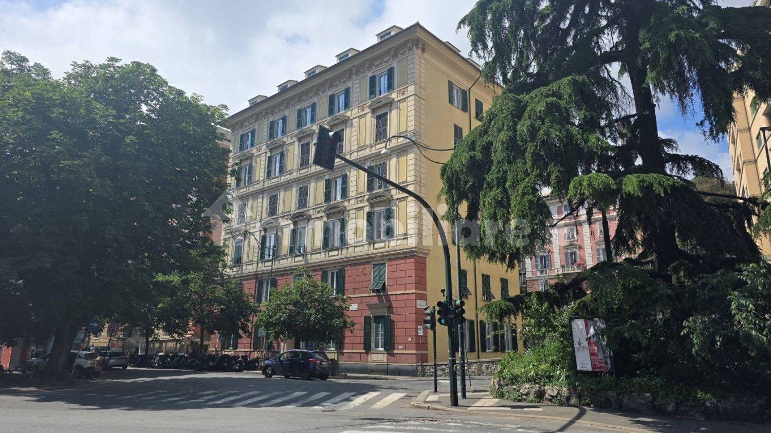 6 Schlafzimmer Wohnung in Genoa, Italy, Nr. 329887