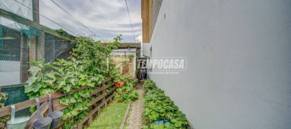 3 bedrooms Villa in Cairate, Italy No. 295956 38