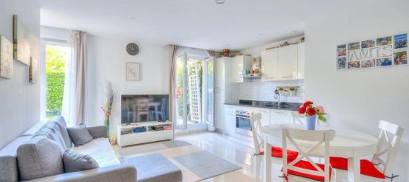 Apartamento de 3 dormitorios en Villeneuve-la-Garenne, France No. 311790 3