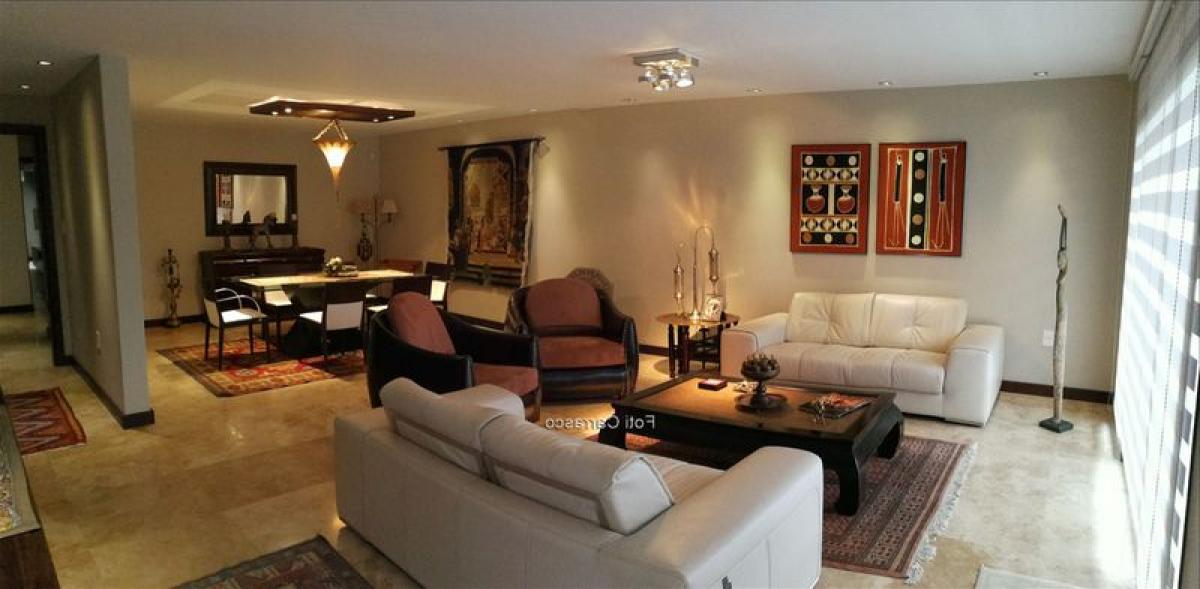 Apartamento de 4 dormitorios en Montevideo, Uruguay No. 3888