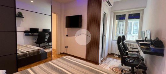 2 Schlafzimmer Wohnung in Naples, Italy, Nr. 329172 30