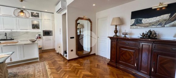 2 Schlafzimmer Wohnung in Naples, Italy, Nr. 329172 12