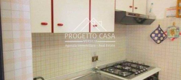 2 bedrooms Apartment in Viareggio, Italy No. 354259 8