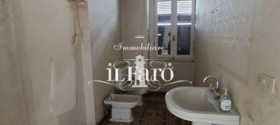 11 rooms Penthouse in Lucca, Italy No. 169036 17