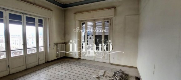 11 rooms Penthouse in Lucca, Italy No. 169036 16