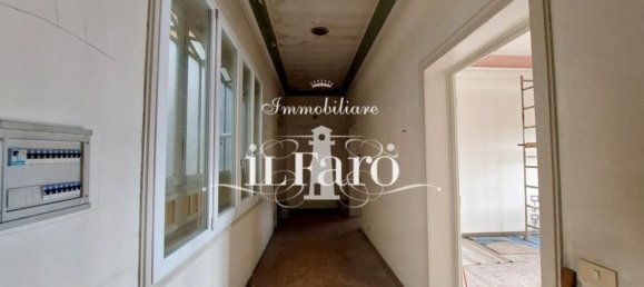 11 rooms Penthouse in Lucca, Italy No. 169036 19