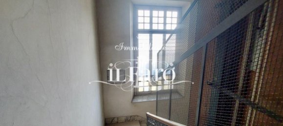 11 rooms Penthouse in Lucca, Italy No. 169036 4