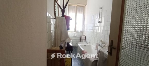 2 Schlafzimmer Wohnung in Mede, Italy, Nr. 311282 9