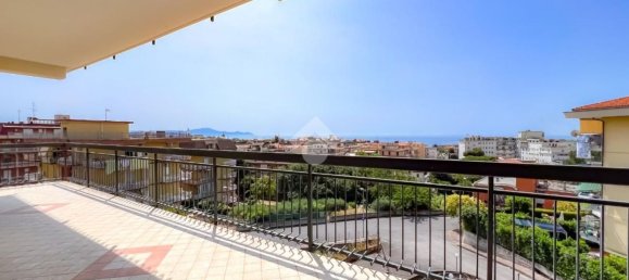 4 bedrooms Apartment in Formia, Italy No. 326897 21