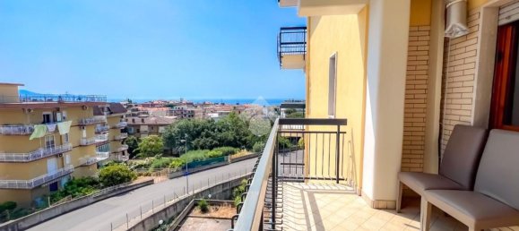 4 bedrooms Apartment in Formia, Italy No. 326897 10