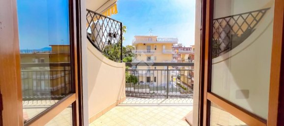 4 bedrooms Apartment in Formia, Italy No. 326897 8