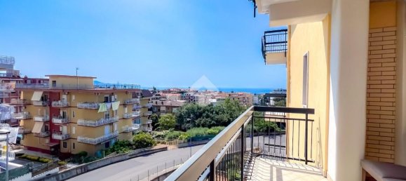 4 bedrooms Apartment in Formia, Italy No. 326897 9