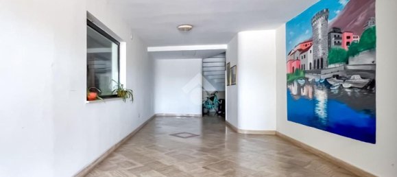 4 bedrooms Apartment in Formia, Italy No. 326897 3