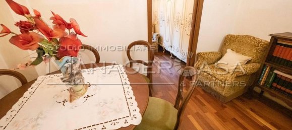 3 rooms Apartment in Genoa, Italy No. 35087 6
