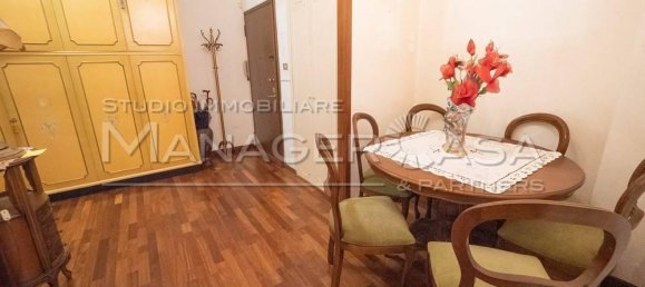 3 rooms Apartment in Genoa, Italy No. 35087 5