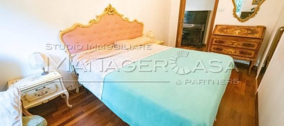 3 rooms Apartment in Genoa, Italy No. 35087 16
