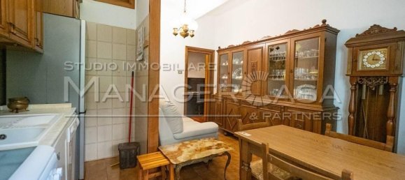 3 rooms Apartment in Genoa, Italy No. 35087 12