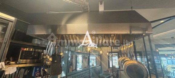 3 rooms Commercial property in San Giovanni Lupatoto, Italy No. 211374 11