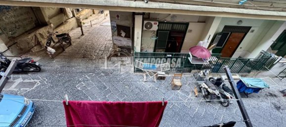 Apartamento T2 em Naples, Italy N.º 268551 19