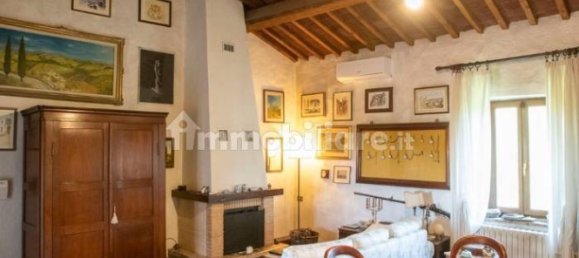 3 bedrooms House in Trequanda, Italy No. 45960 18