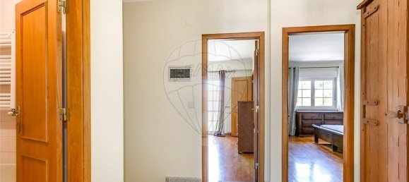 4 bedrooms Villa in Rio de Mouro, Portugal No. 31455 35