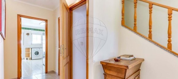 4 bedrooms Villa in Rio de Mouro, Portugal No. 31455 20