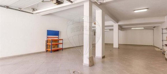 4 bedrooms Villa in Rio de Mouro, Portugal No. 31455 23