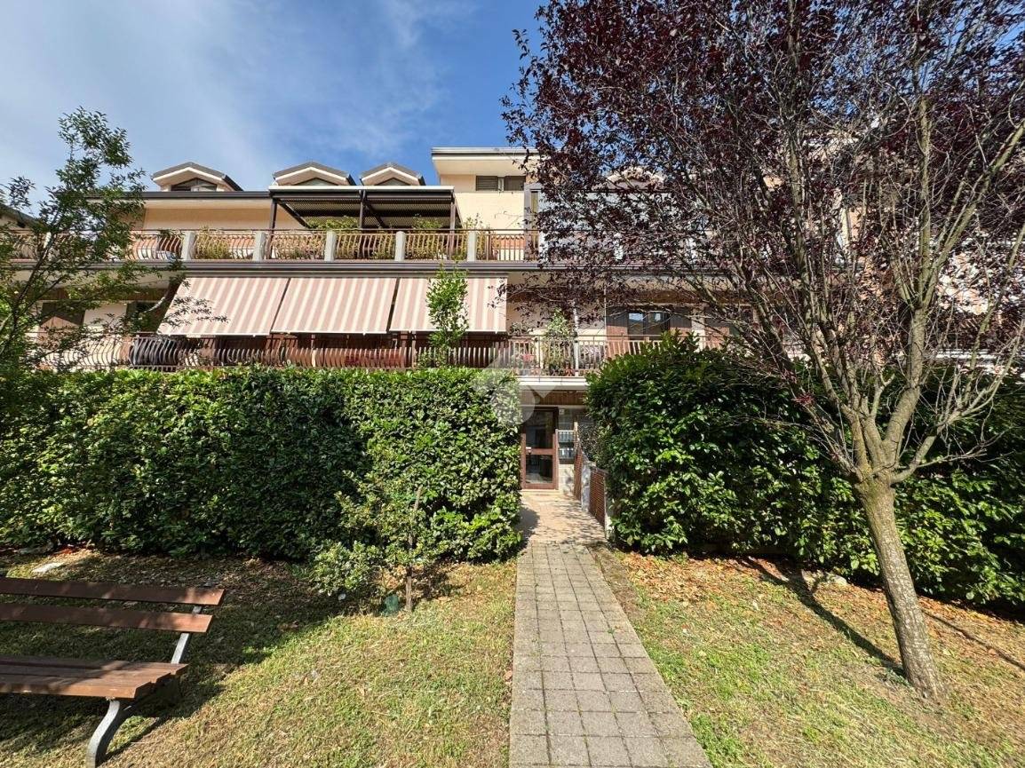 2 bedrooms Apartment in Avellino, Italy No. 344561