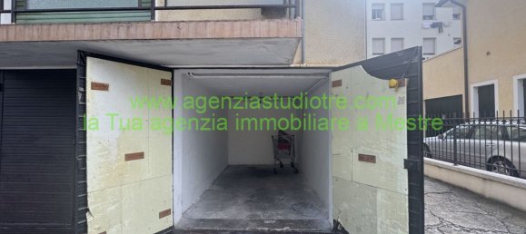 3 bedrooms Apartment in Venice, Italy No. 359193 20