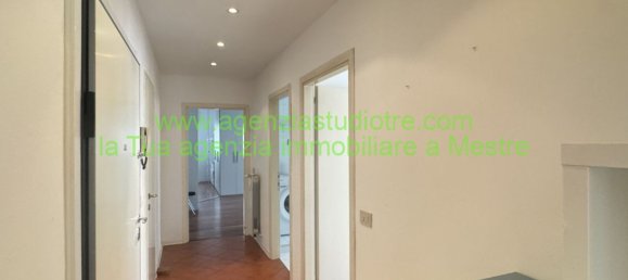 3 bedrooms Apartment in Venice, Italy No. 359193 6