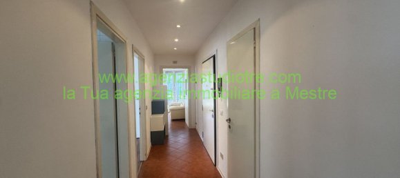3 bedrooms Apartment in Venice, Italy No. 359193 16