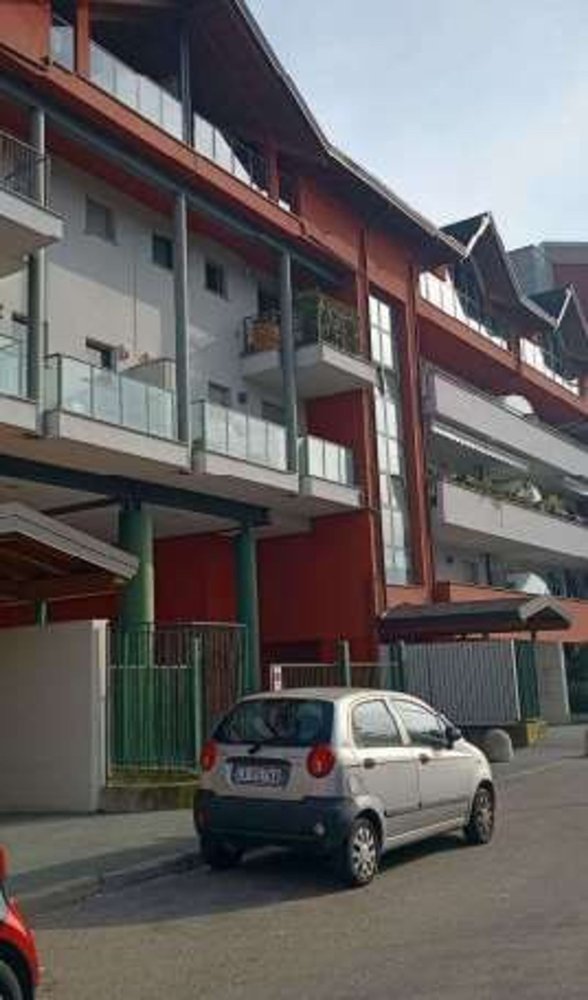 2-salle Appartement à Legnano, Italy No. 305518