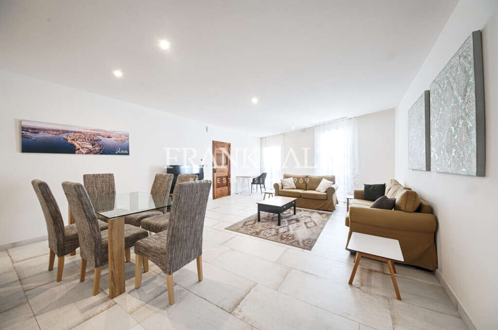 3 bedrooms Apartment in Kalkara, Malta No. 6358