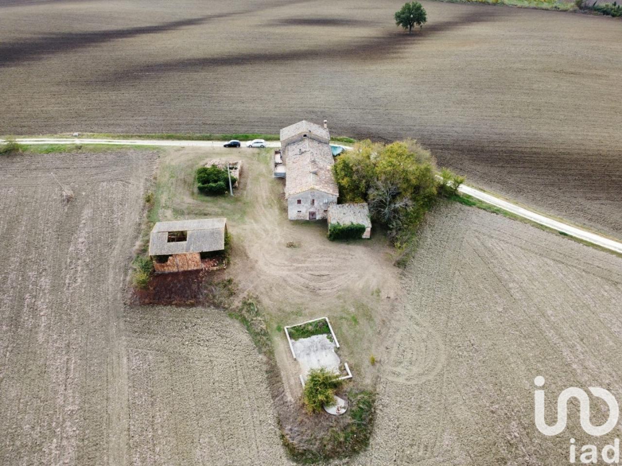 Вилла с 7 комнатами в Монте Роберто, Италия № 75371