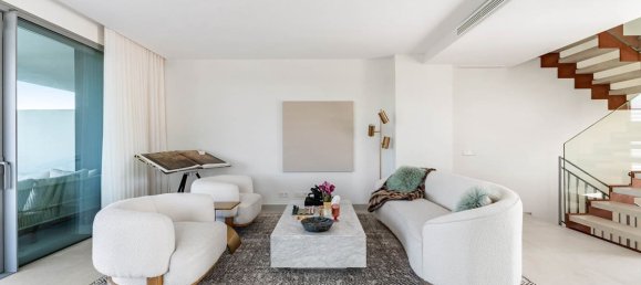 3 bedrooms Villa in Marbella, Spain No. 180805 13