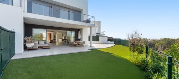 3 bedrooms Villa in Marbella, Spain No. 180805 23