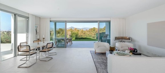 3 bedrooms Villa in Marbella, Spain No. 180805 7