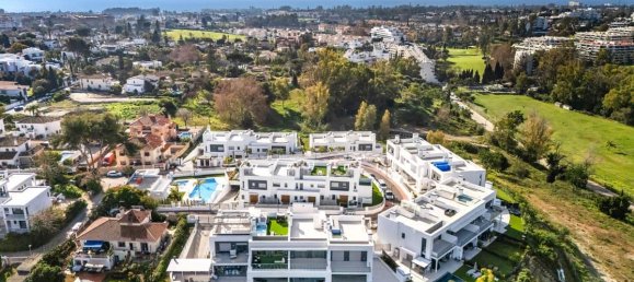 3 bedrooms Villa in Marbella, Spain No. 180805 37