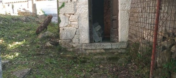 4 rooms House in Roccamorice, Italy No. 16488 15