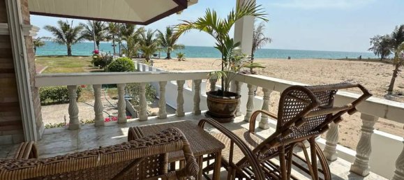 4 bedrooms Villa in Prachuap Khiri Khan, Thailand No. 23664 4