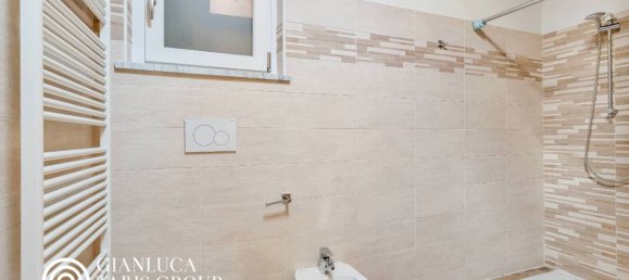 3غرفة شقة في Riva presso Chieri, Italy رقم 304541 4