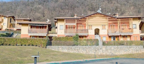 2غرفة شقة في Bianzano, Italy رقم 32351 118