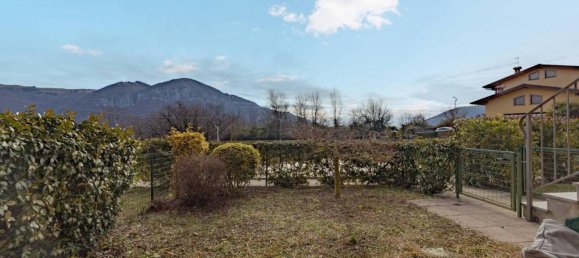 2غرفة شقة في Bianzano, Italy رقم 32351 133