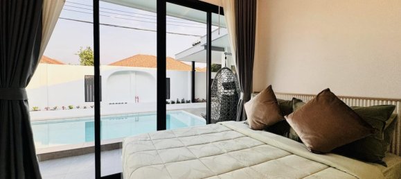 4 bedrooms House in Pattaya, Thailand No. 26682 16